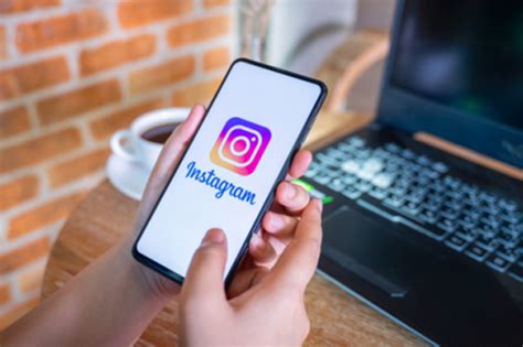 The tariffs are the following: $3/month for 1 profile. $7/month for 3 profiles. $19/month for 10 profiles. $99/month for 100 profiles. Instagram video and photo downloader is an all-in-one tool that is great for saving ANY content from the social media platform in the original quality. This tool is free and simple to use.